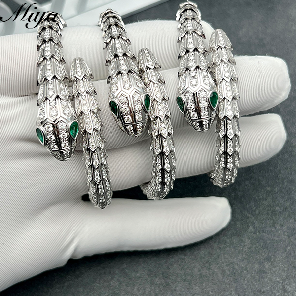 Bvlgari Serpenti Bracelet 18K Gold Full Pave Diamonds Custom Snake Jewelry Factory Wholesale for Women