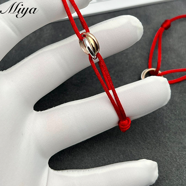 Cartier 18K Three Interlocking Circles Bracelet  Polished Gold  Factory Wholesale Minimalist Jewelry for Women