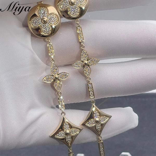 LV Plum Blossom  18K Gold Luxury necklace With Diamonds Factory Wholesale Women’s